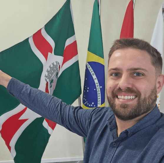 Partido Novo apresenta pré-candidato a vice-governador em coletiva de imprensa em São Bento do Sul