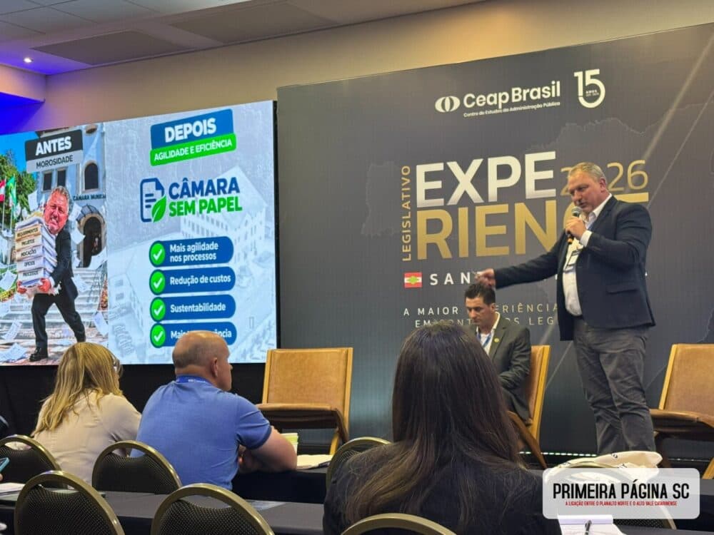 Câmara de São Bento do Sul Apresenta Modelo de Gestão Eficiente em Congresso em Florianópolis